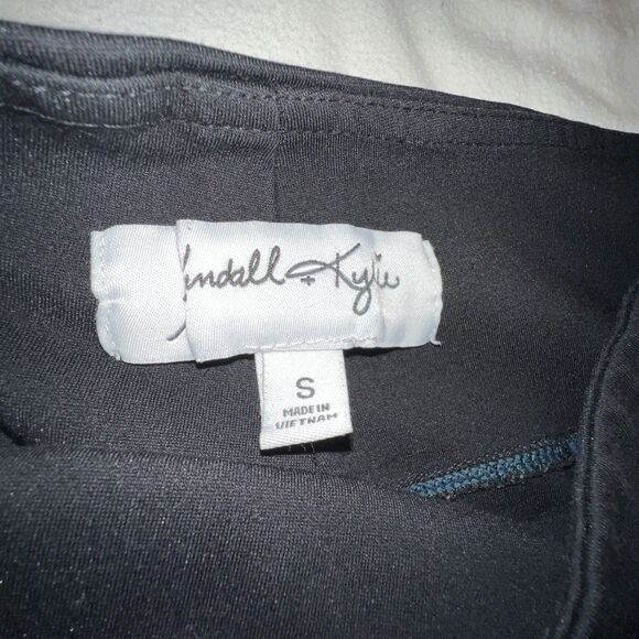 Kendall + Kylie Black High-Waisted Pull-On Leggings Size S Stretch Ponte EUC - Picture 2 of 8